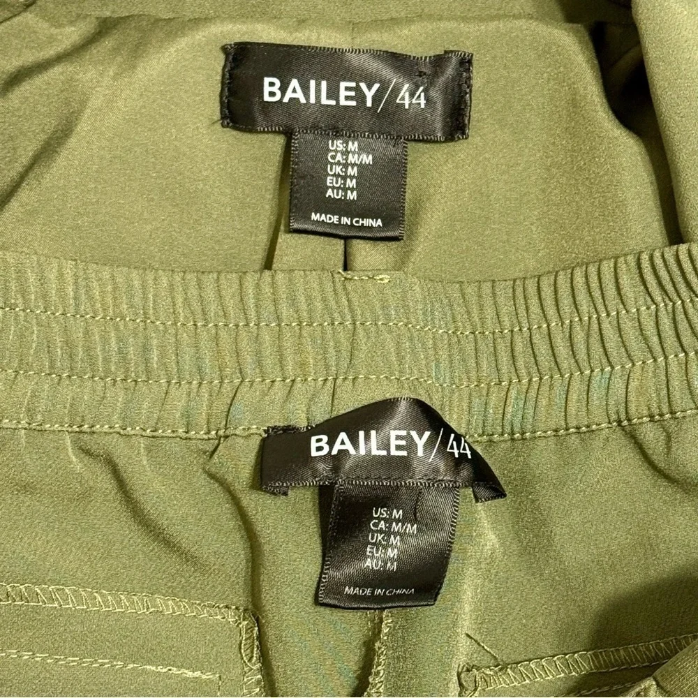 Bailey/44 Green Olive 2 Piece Cropped Blazer and Cargo Pants Size M